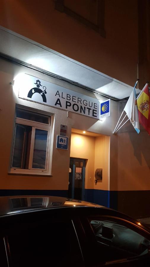 Albergue A Ponte Ribadeo Eksteriør billede